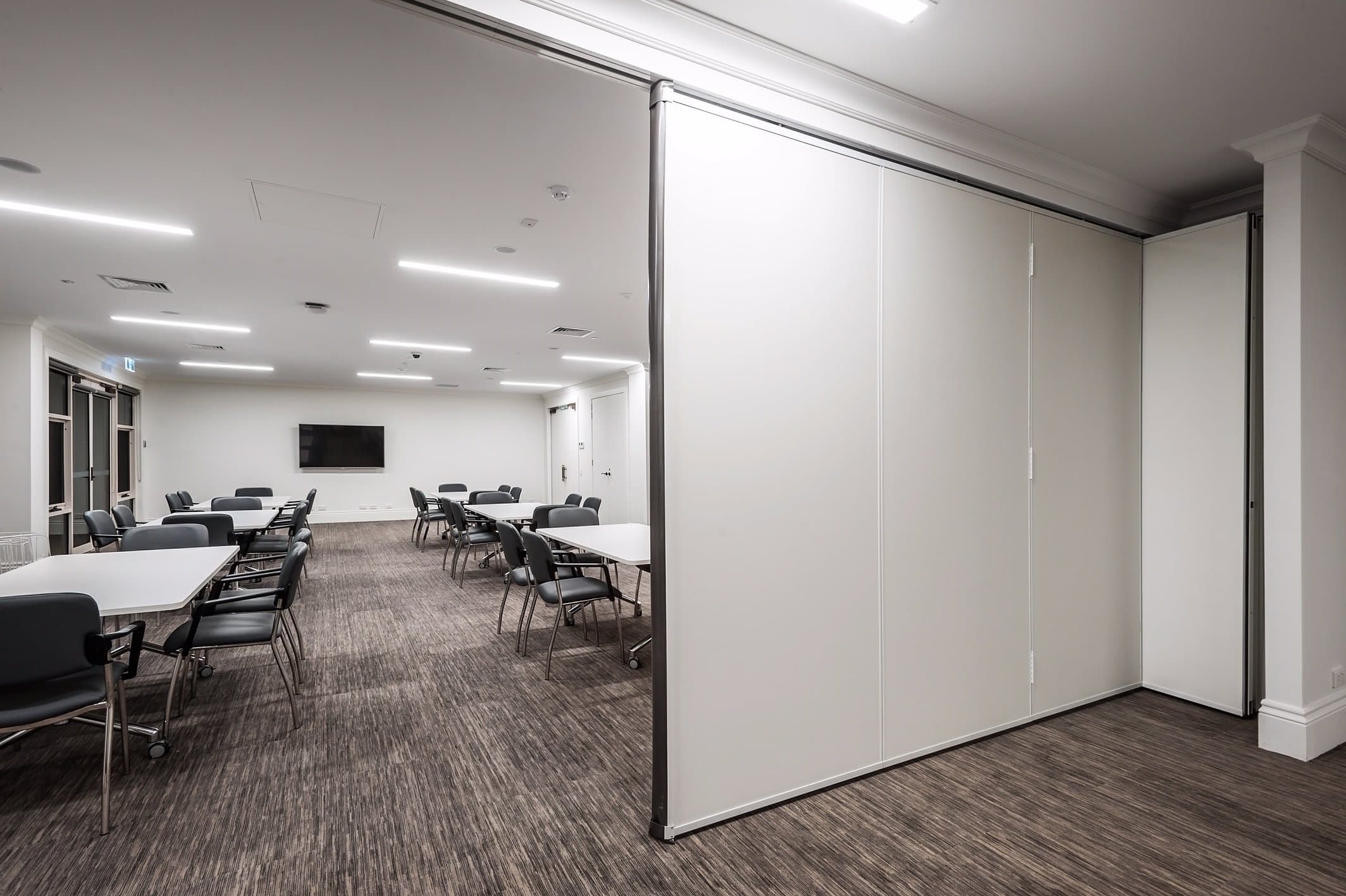 Acoustic operable wall installed in a Melbourne conference centre